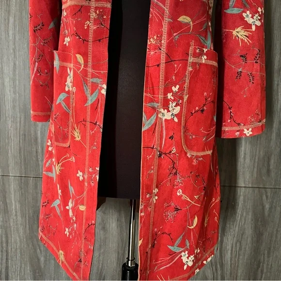 Anthropologie Solitaire red Suede Large Floral
Open Front Kimono Jacket - Picture 3 of 10